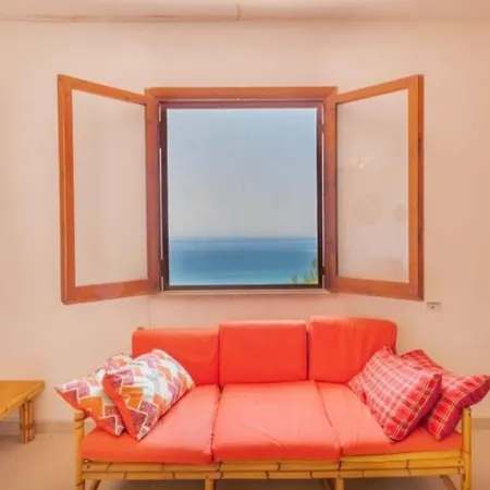 La Casa Sulla Scogliera